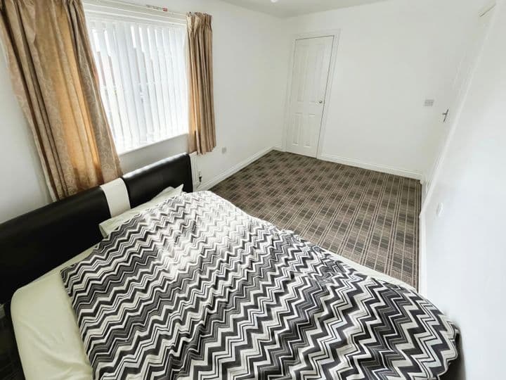 3 bedrooms house for sale in Newcastle Upon Tyne, United Kingdom - Image 12