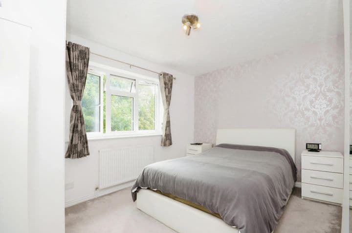 2 bedrooms house for sale in Abbots Langley, United Kingdom - Image 6