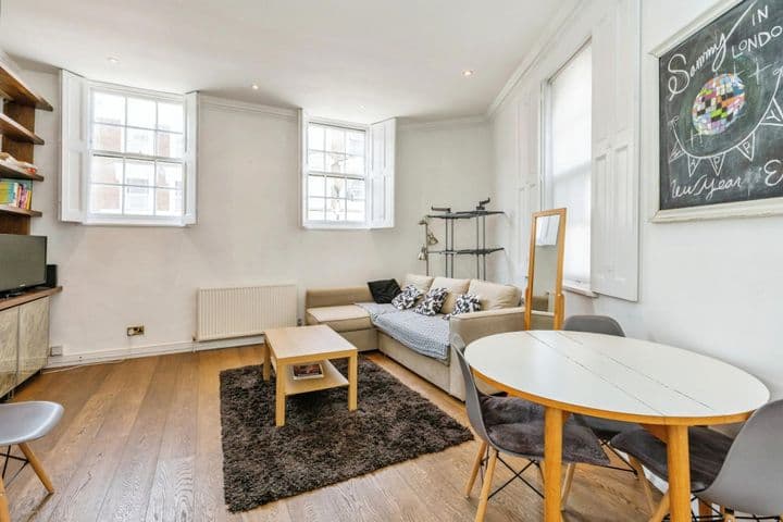 1 bedroom apartment for sale in London, United Kingdom - Image 3