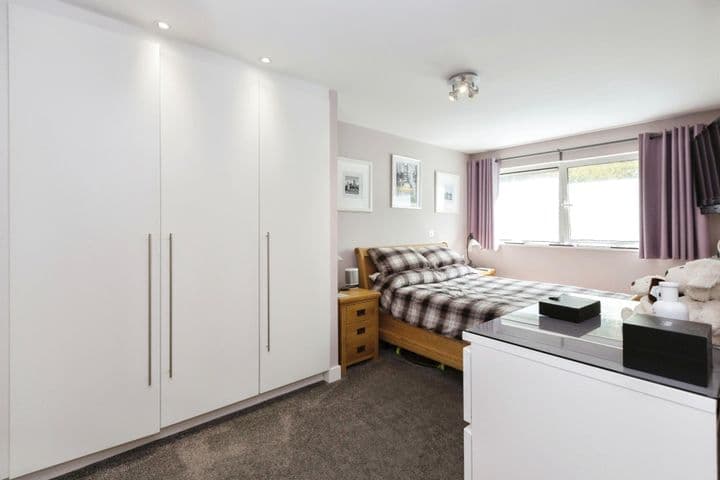 2 bedrooms apartment for sale in London, United Kingdom - Image 10