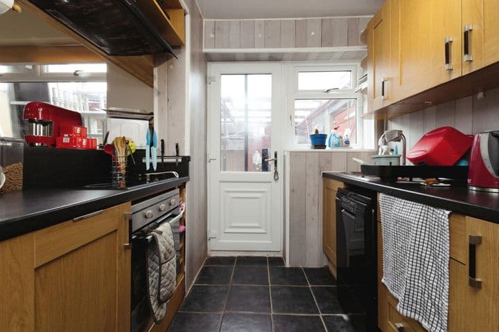 3 bedrooms house for sale in Redcar, United Kingdom - Image 7