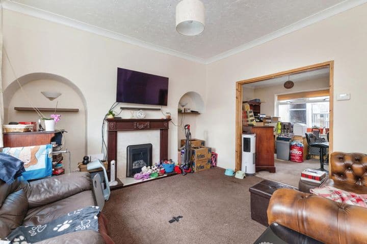 3 bedrooms house for sale in Redcar, United Kingdom - Image 2