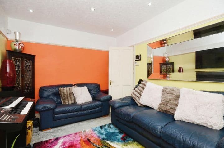 2 bedrooms house for sale in Harrow, United Kingdom - Image 3