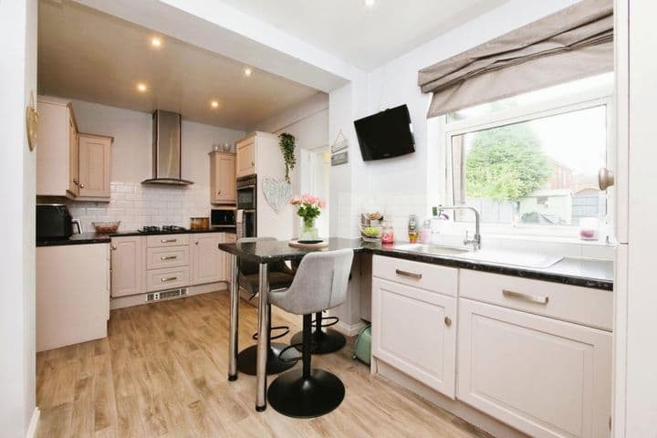 3 bedrooms house for sale in York, United Kingdom - Image 4