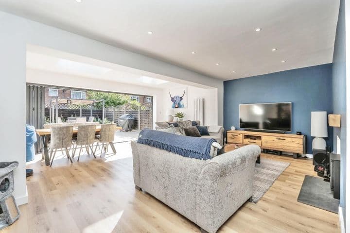 2 bedrooms house for sale in Southampton, United Kingdom - Image 7