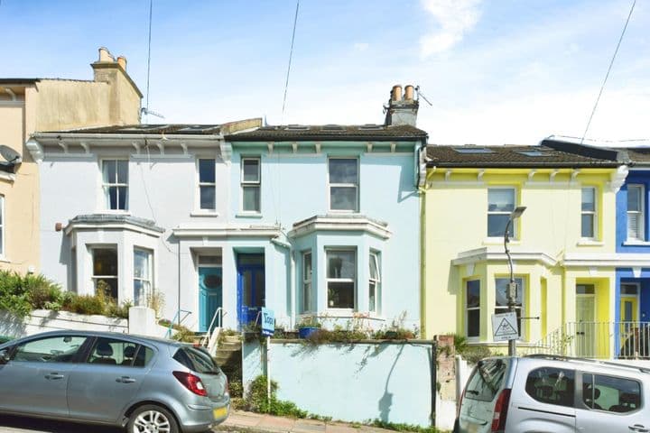 4 bedrooms house for sale in Brighton, United Kingdom - Image 2