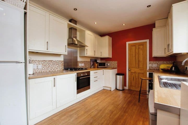 4 bedrooms house for sale in Nottingham, United Kingdom - Image 9