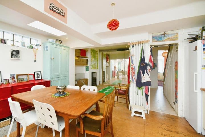 4 bedrooms house for sale in Brighton, United Kingdom - Image 5