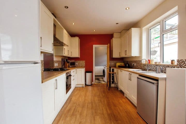 4 bedrooms house for sale in Nottingham, United Kingdom - Image 2