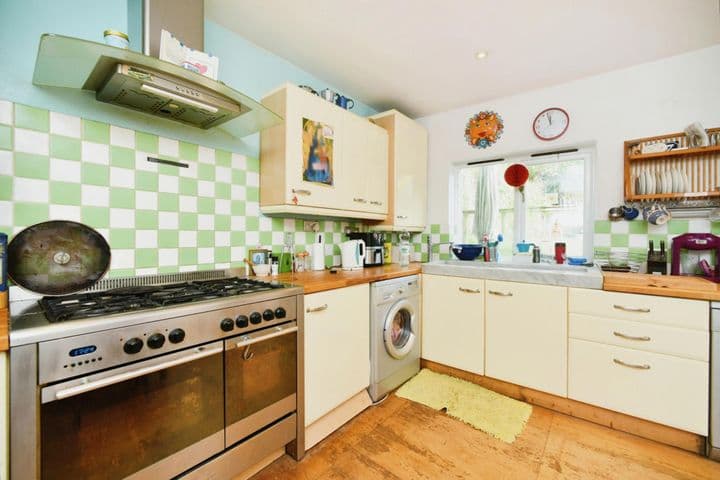 4 bedrooms house for sale in Brighton, United Kingdom - Image 3