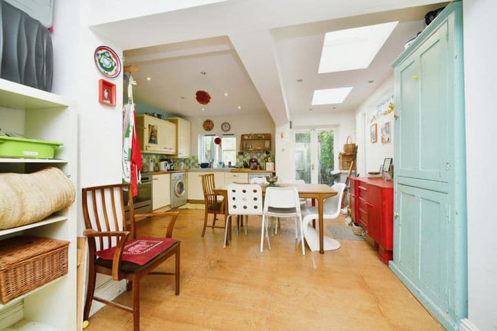 4 bedrooms house for sale in Brighton, United Kingdom - Image 4