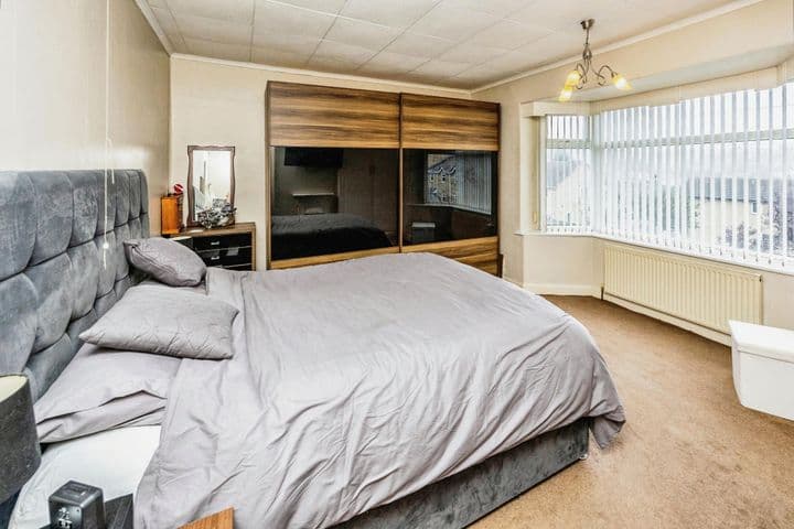 4 bedrooms house for sale in Huddersfield, United Kingdom - Image 5