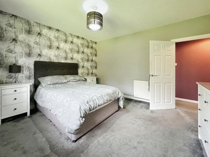 2 bedrooms apartment for sale in Paisley, United Kingdom - Image 9