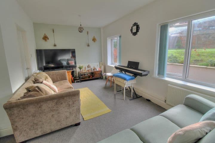 3 bedrooms house for sale in Kidderminster, United Kingdom - Image 4