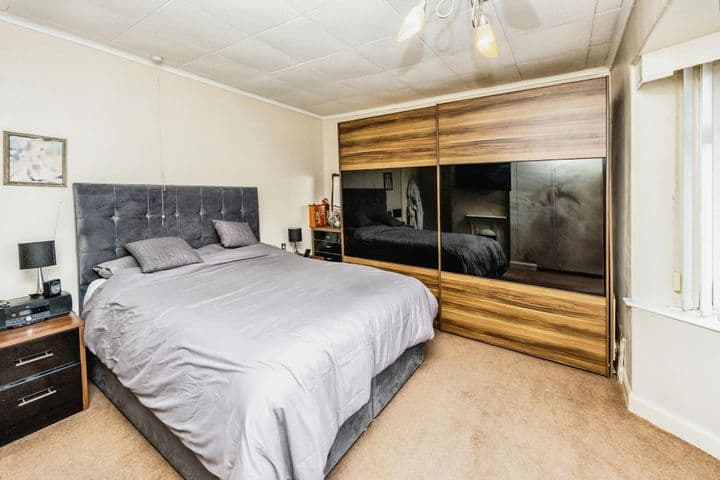 4 bedrooms house for sale in Huddersfield, United Kingdom - Image 6