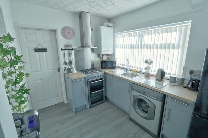 2 bedrooms house for sale in Walsall, United Kingdom - Image 3