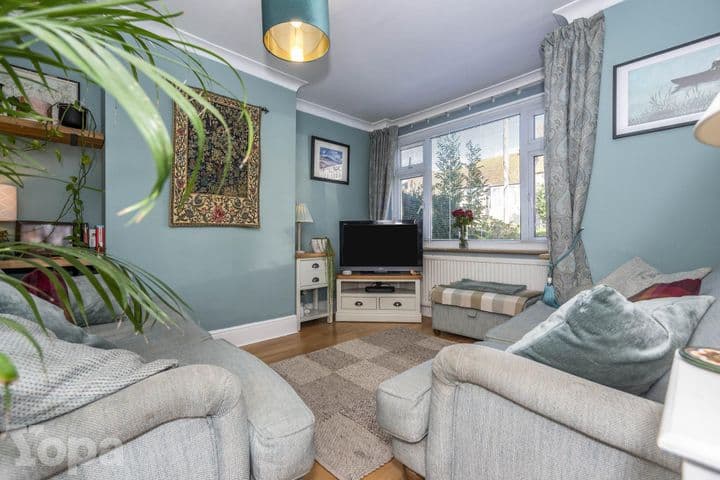 3 bedrooms house for sale in Dartford, United Kingdom - Image 2