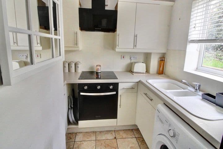 1 bedroom house for sale in Atherstone, United Kingdom - Image 9