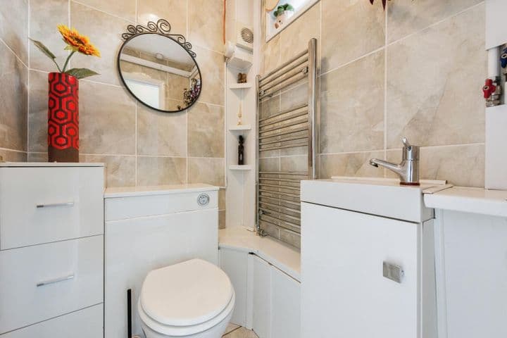 3 bedrooms house for sale in Bury St. Edmunds, United Kingdom - Image 5