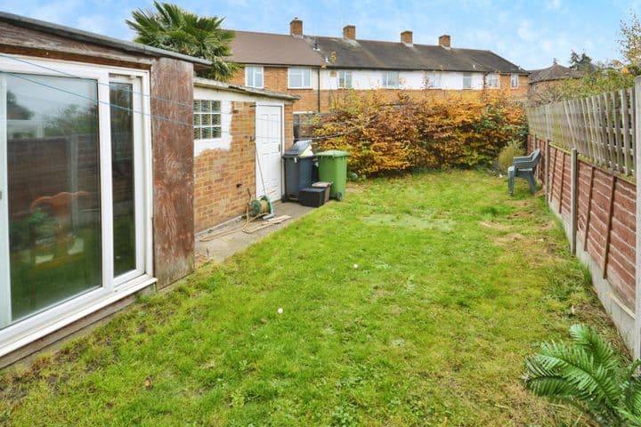 3 bedrooms house for sale in Waltham Cross, United Kingdom - Image 3