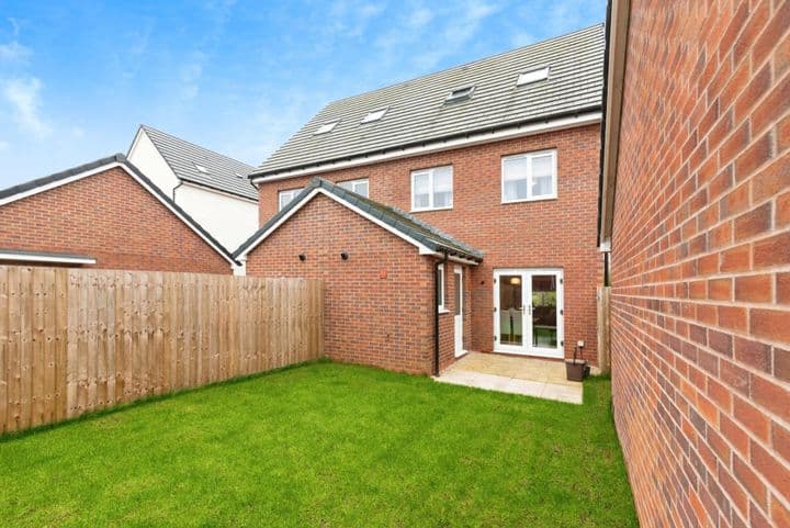 4 bedrooms house for sale in Newport, United Kingdom - Image 3