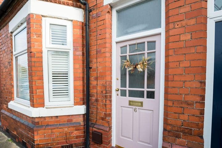 3 bedrooms house for sale in Chester, United Kingdom - Image 3