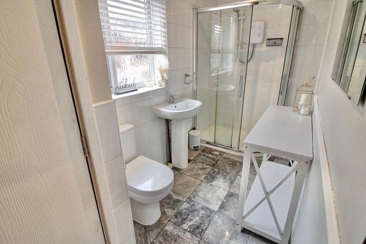 1 bedroom house for sale in Atherstone, United Kingdom - Image 5