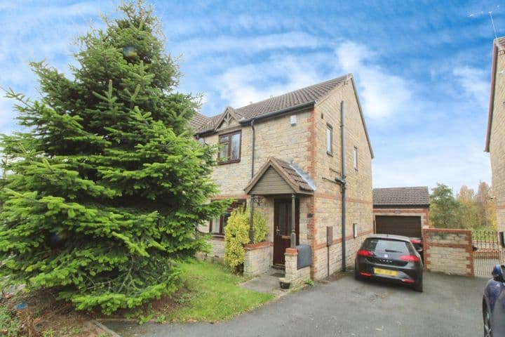 3 bedrooms house for sale in Rotherham, United Kingdom - Image 2