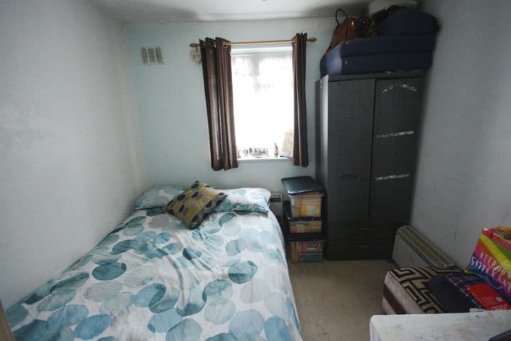 3 bedrooms house for sale in Waltham Cross, United Kingdom - Image 12