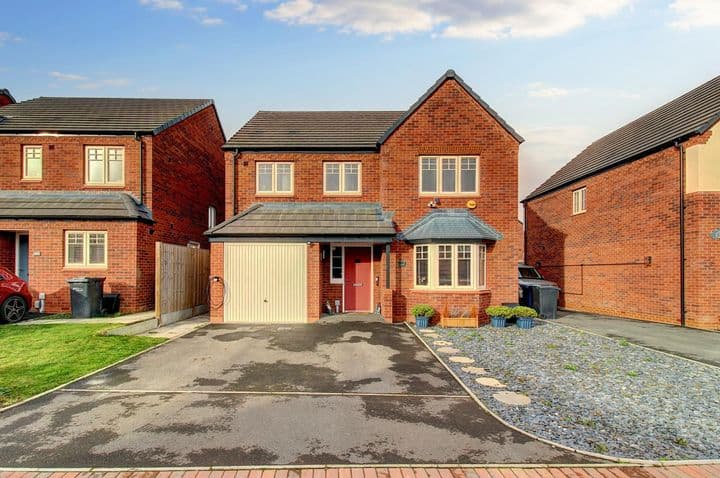 4 bedrooms house for sale in Tamworth, United Kingdom - Image 2