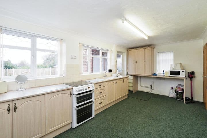 2 bedrooms house for sale in Nottingham, United Kingdom - Image 5