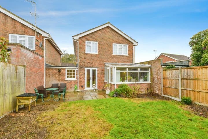 3 bedrooms house for sale in Welwyn Garden City, United Kingdom - Image 3