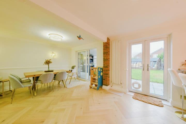 3 bedrooms house for sale in Welwyn Garden City, United Kingdom - Image 8