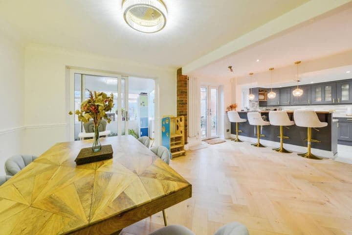 3 bedrooms house for sale in Welwyn Garden City, United Kingdom - Image 7