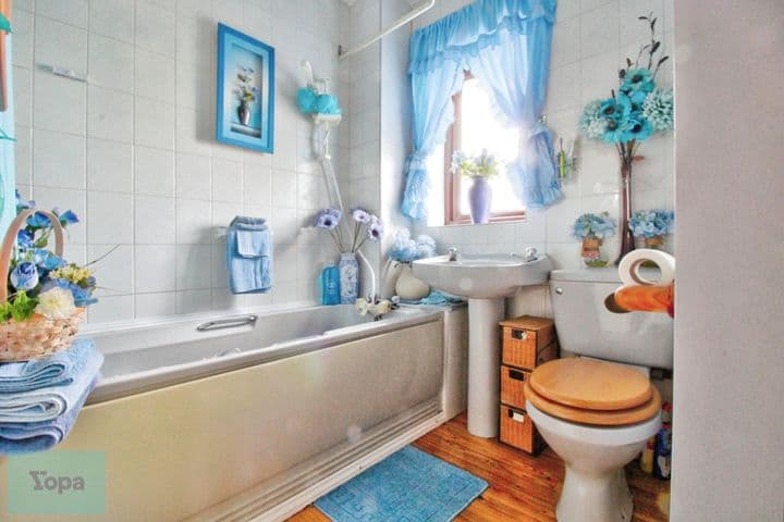 1 bedroom house for sale in Luton, United Kingdom - Image 8