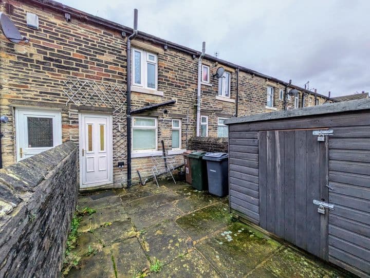 2 bedrooms house for sale in Bradford, United Kingdom - Image 11