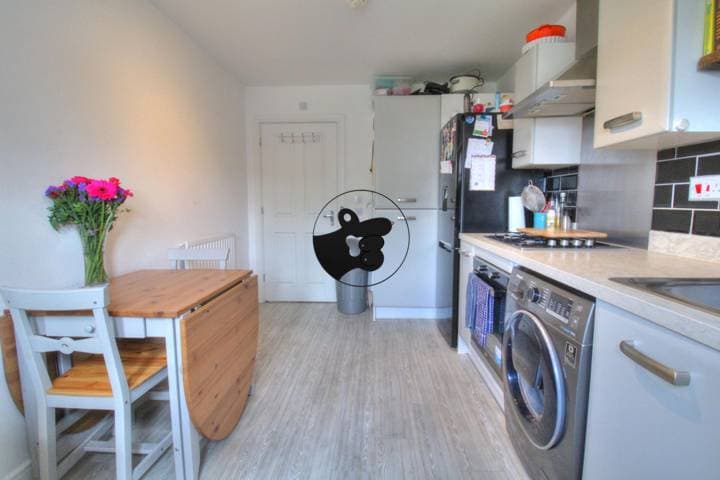 2 bedrooms house for sale in Basildon, United Kingdom - Image 4