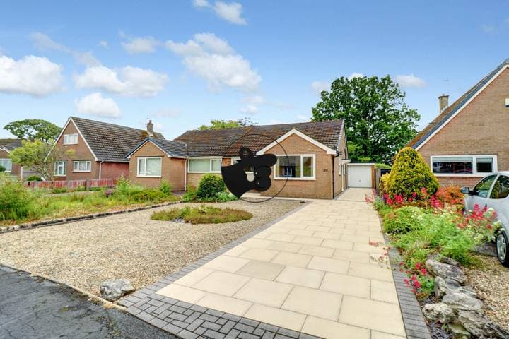 3 bedrooms house for sale in Preston, United Kingdom - Image 2