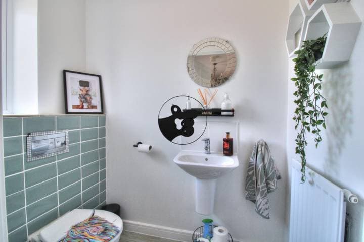 2 bedrooms house for sale in Basildon, United Kingdom - Image 9