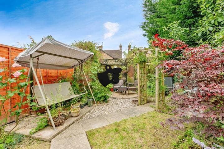 3 bedrooms house for sale in Horsham, United Kingdom - Image 15