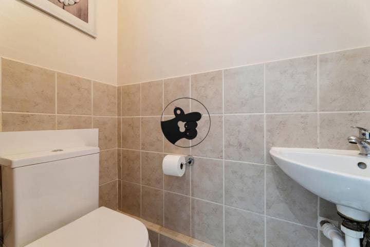 3 bedrooms house for sale in Ilford, United Kingdom - Image 10