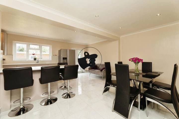 3 bedrooms house for sale in Ilford, United Kingdom - Image 20