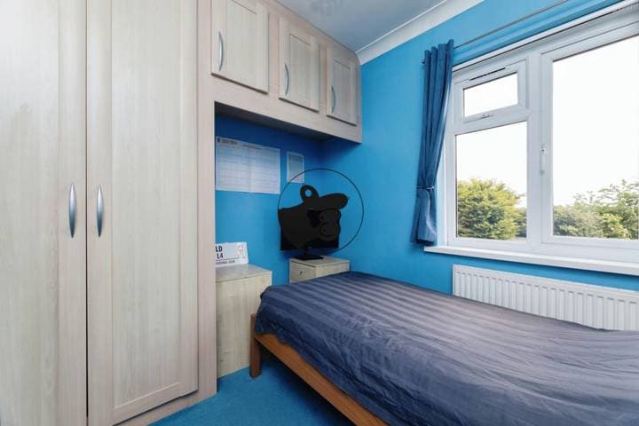 3 bedrooms house for sale in Ilford, United Kingdom - Image 14