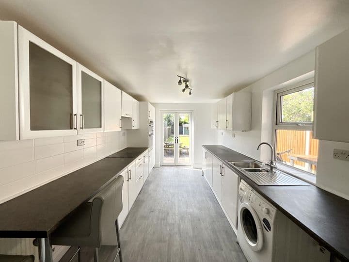 4 bedrooms house for sale in Nottingham, United Kingdom - Image 3