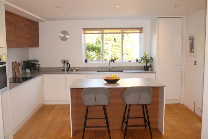 4 bedrooms house for sale in Exeter, United Kingdom - Image 5