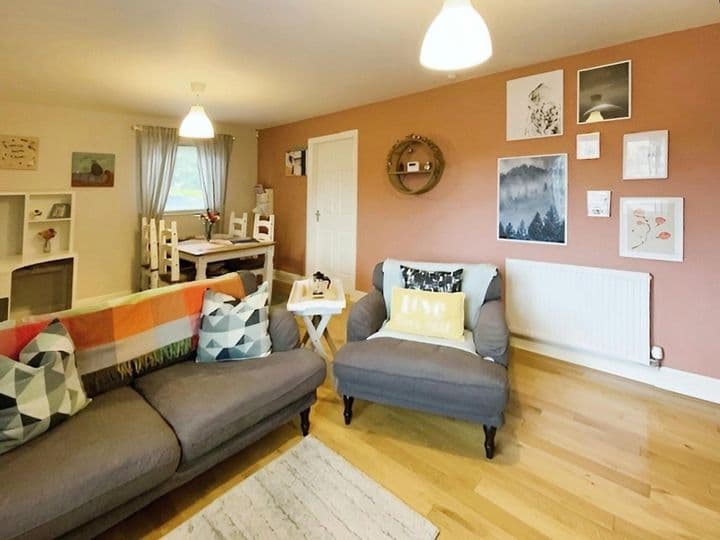 2 bedrooms apartment for sale in Glasgow, United Kingdom - Image 5