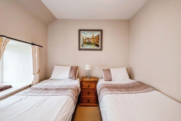 2 bedrooms apartment for sale in Cromarty, United Kingdom - Image 7