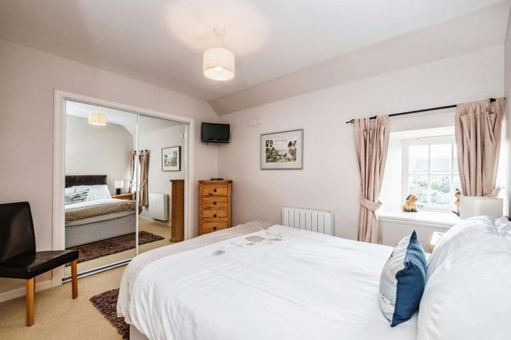 2 bedrooms apartment for sale in Cromarty, United Kingdom - Image 9