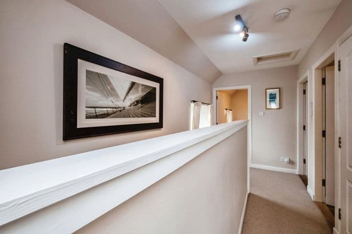 2 bedrooms apartment for sale in Cromarty, United Kingdom - Image 5