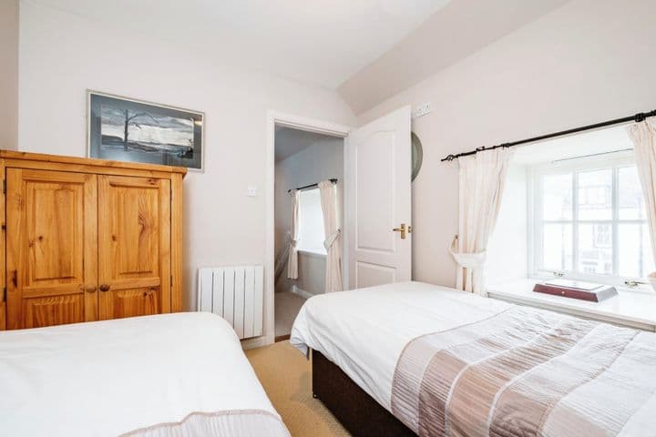 2 bedrooms apartment for sale in Cromarty, United Kingdom - Image 8